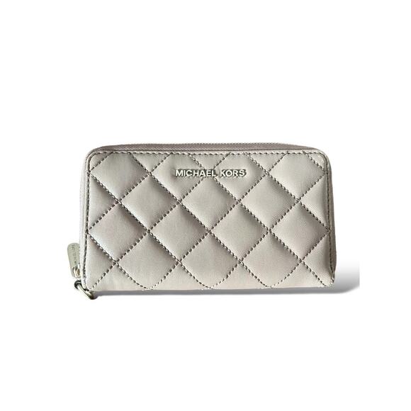 NWOT- Michael Kors Quilted Long Zip Around Wallet Mauve Phone Holder Case - Picture 1 of 6